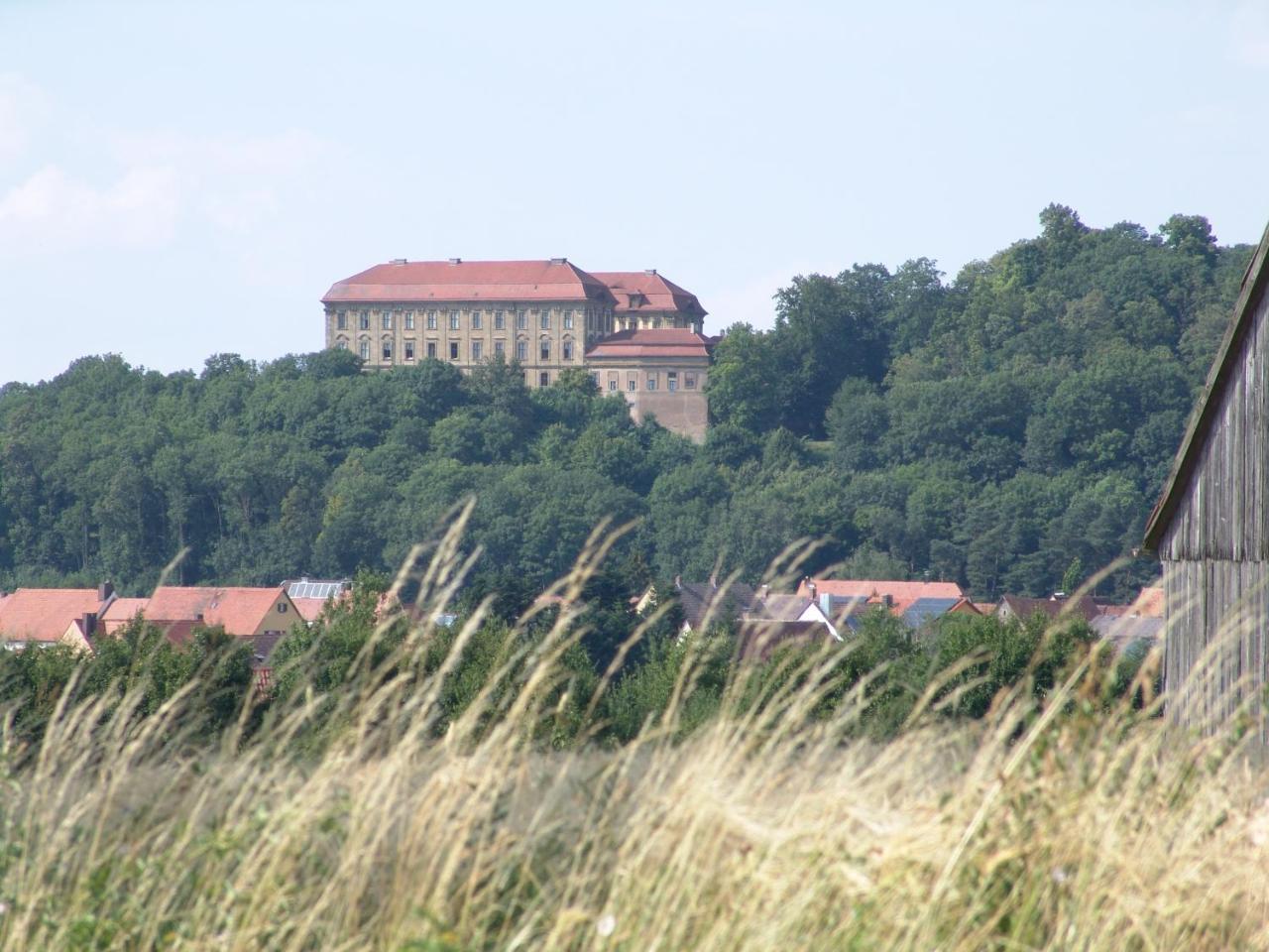 Gaestehaus "Gisela" Im Fuerstlichen Fischhaus Schillingsfuerst Exterior photo